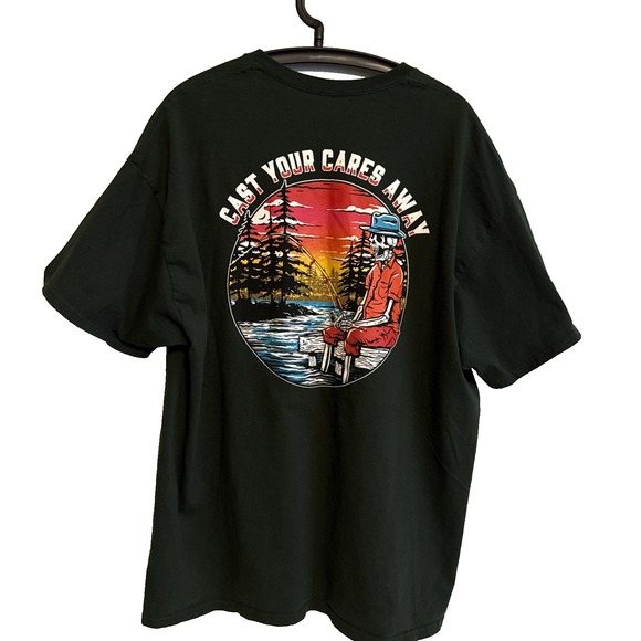 Cast Your Cares Away Mens 2XL T-Shirt Fishing Outdoors Casual Athleisure - Picture 3 of 11
